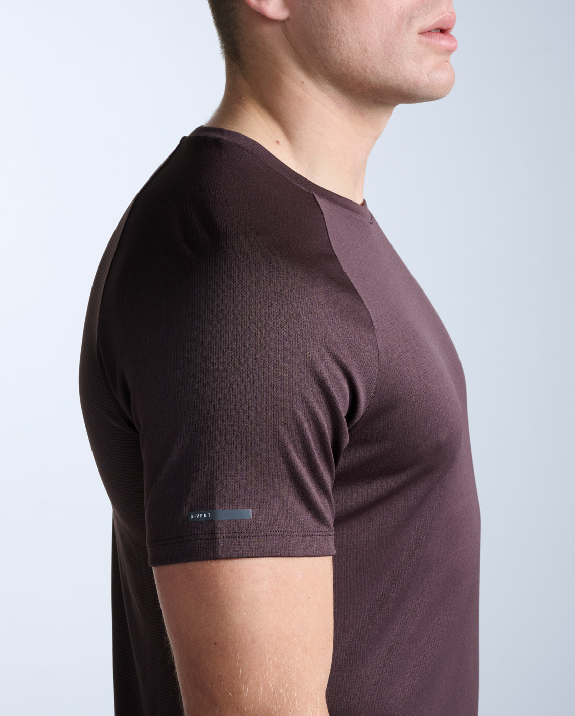 2xu-aero-tee-maglietta-running-uomo-slim-marrone image 2