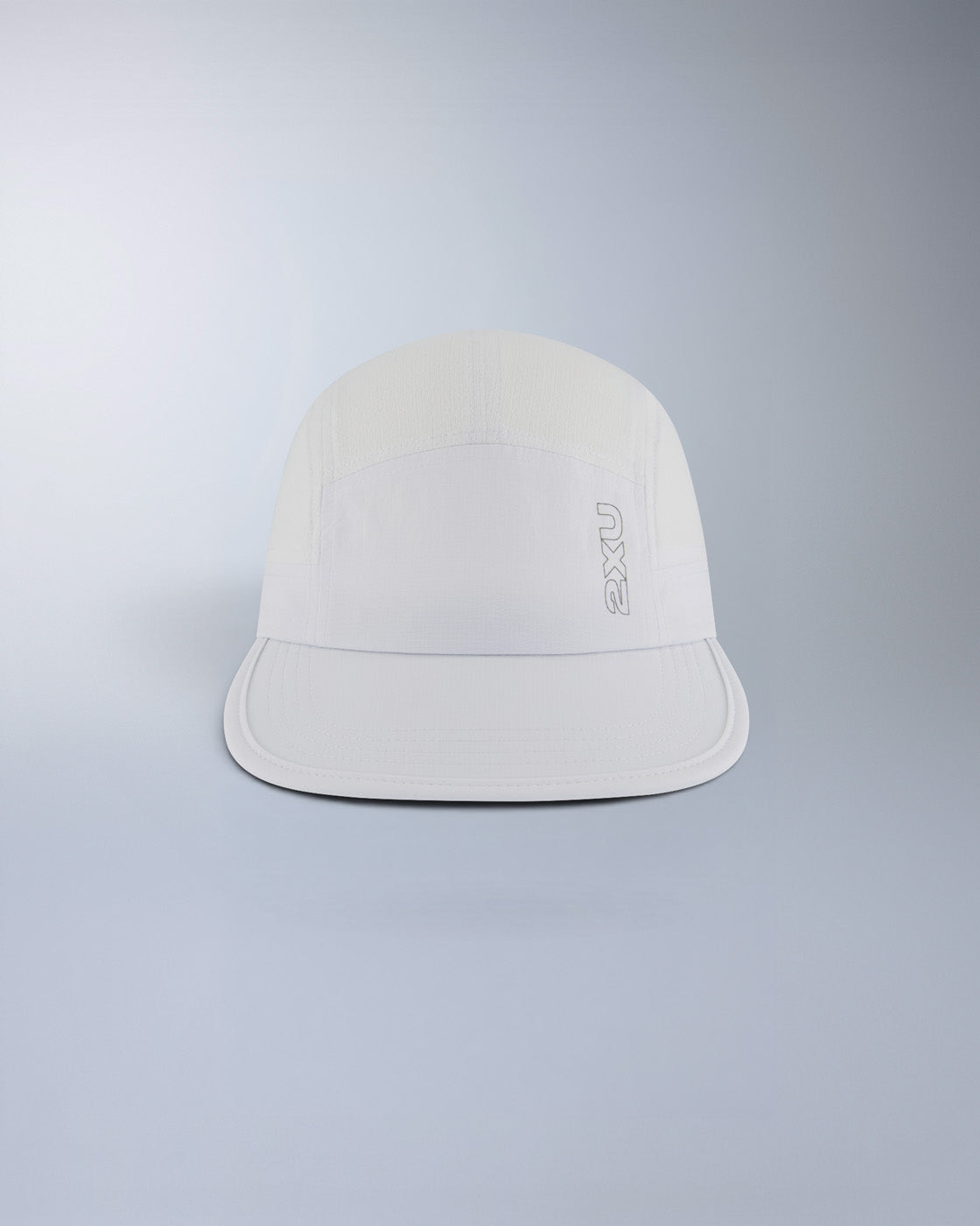 2xu-light-speed-cap-cappellino-running-unisex image 1