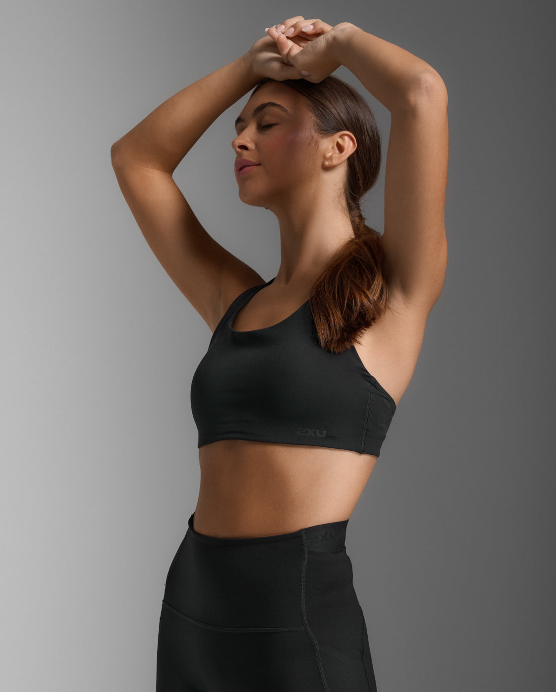 2xu-form-strappy-low-impact-bra-reggiseno-sportivo-nero image 4