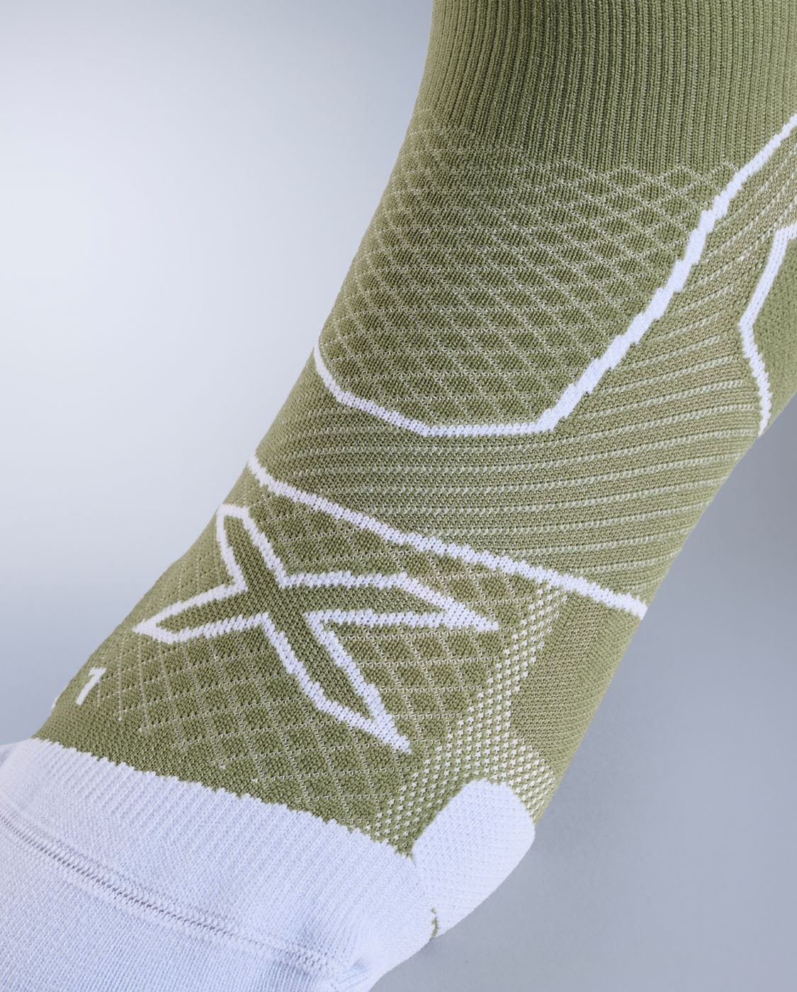 2xu-vectr-cushion-crew-socks-calze-running-verdi-fit-fitted image 3