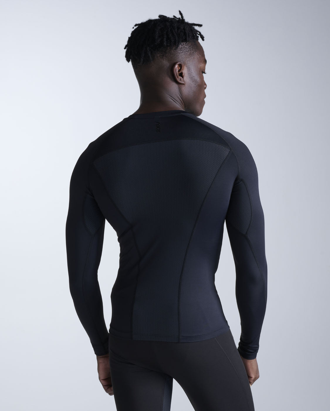 2xu-core-compression-maglia-manica-lunga-nero image 2