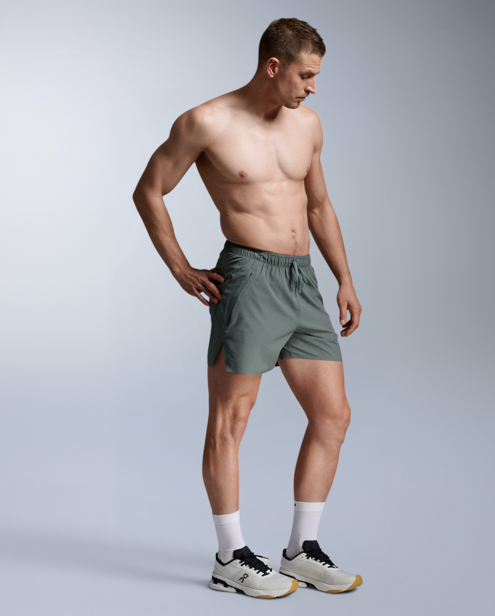 2xu-motion-5-inch-unlined-shorts-pantaloncini-training-corti-uomo image 7