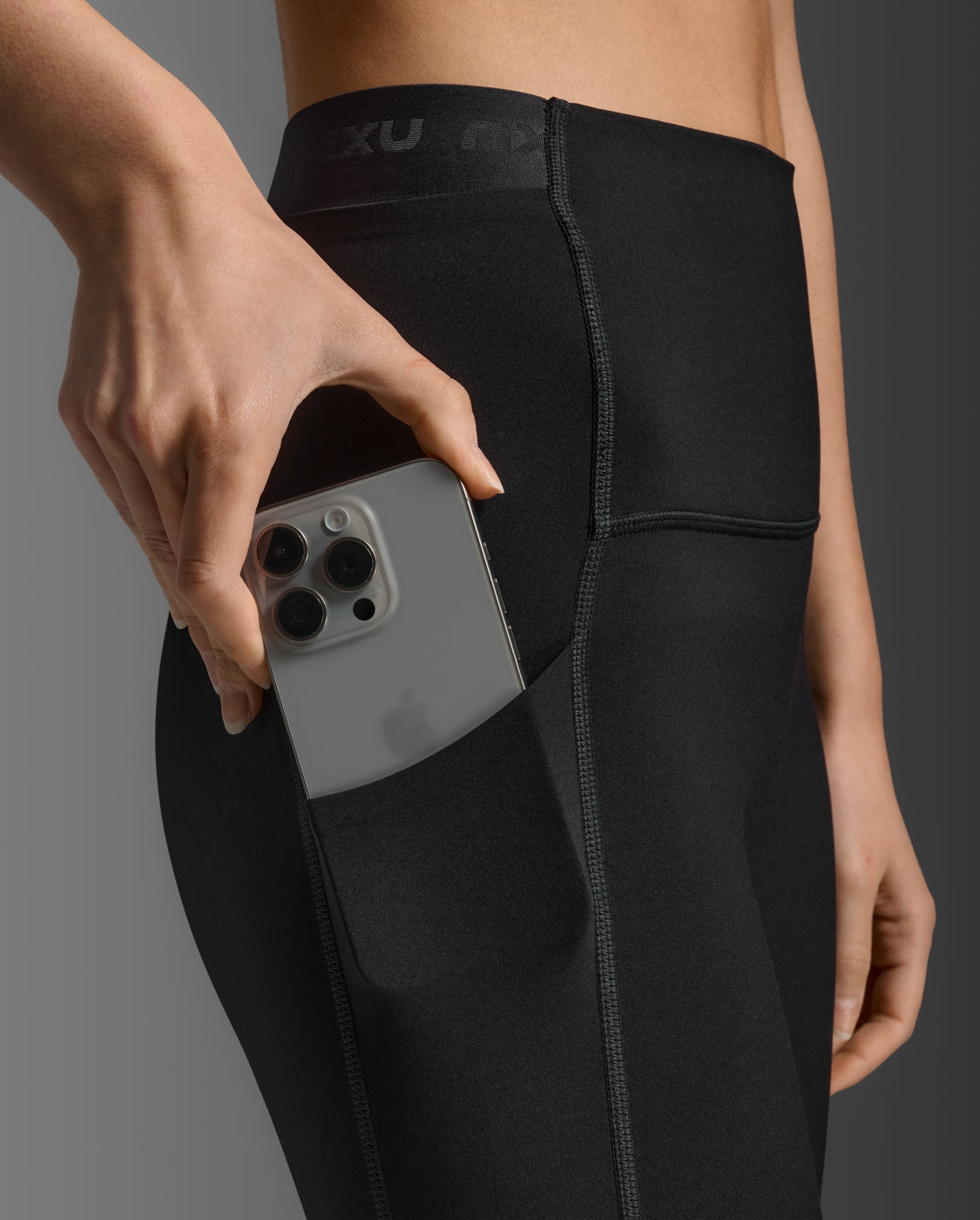 2xu-form-stash-hi-rise-compression-3-4-tights-with-pockets-leggings-donna image 6