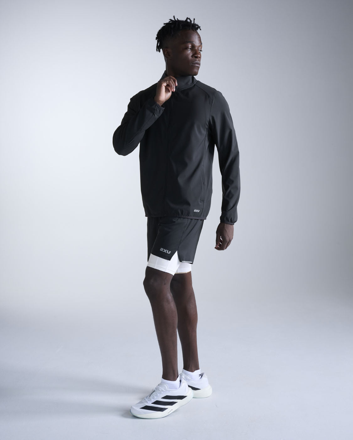 2xu-aero-jacket-giacca-running-uomo-nero image 6
