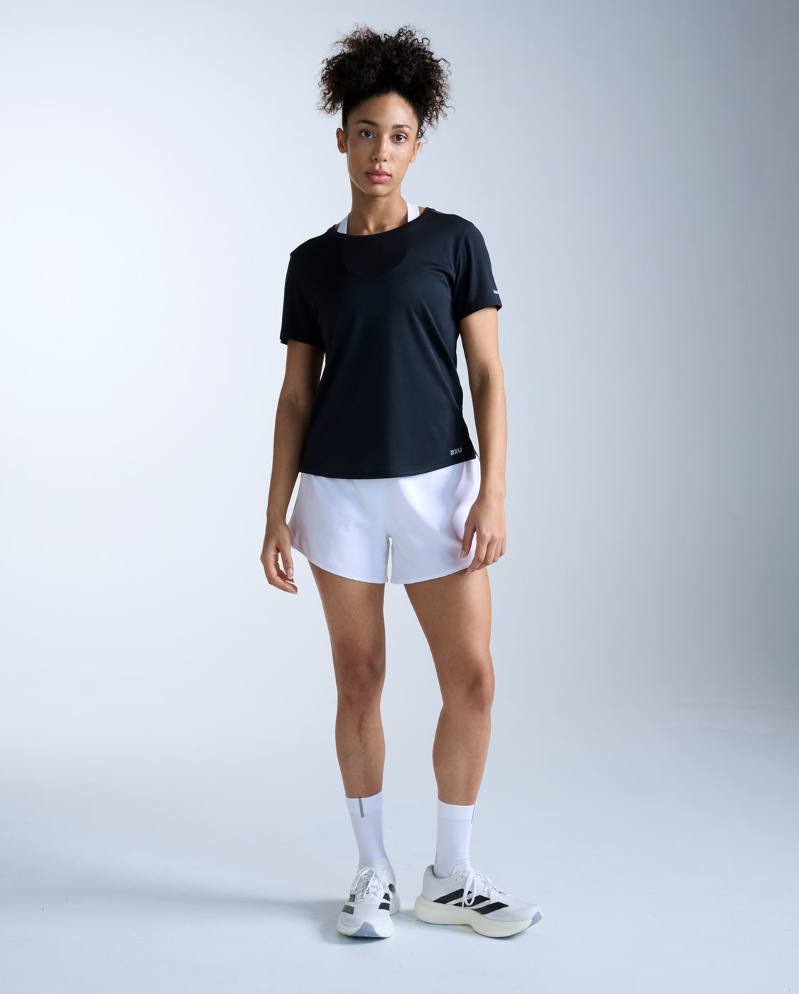 2xu-aero-tee-t-shirt-running-uomo image 6
