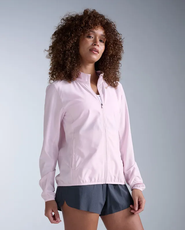 2xu-aero-jacket-giacca-running-antipioggia-rosa-chiaro-slim-fit image 1