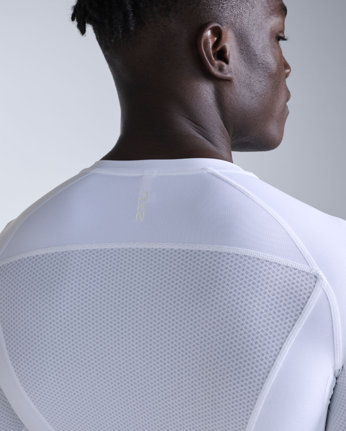 2xu-core-compression-long-sleeve-maglia-compressione-manica-lunga-bianco image 3