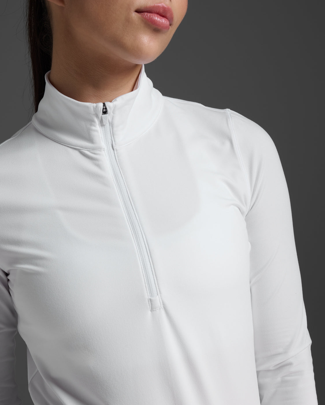 2xu-flex-1-2-zip-long-sleeve-maglia-donna-bianca-mezza-zip image 5