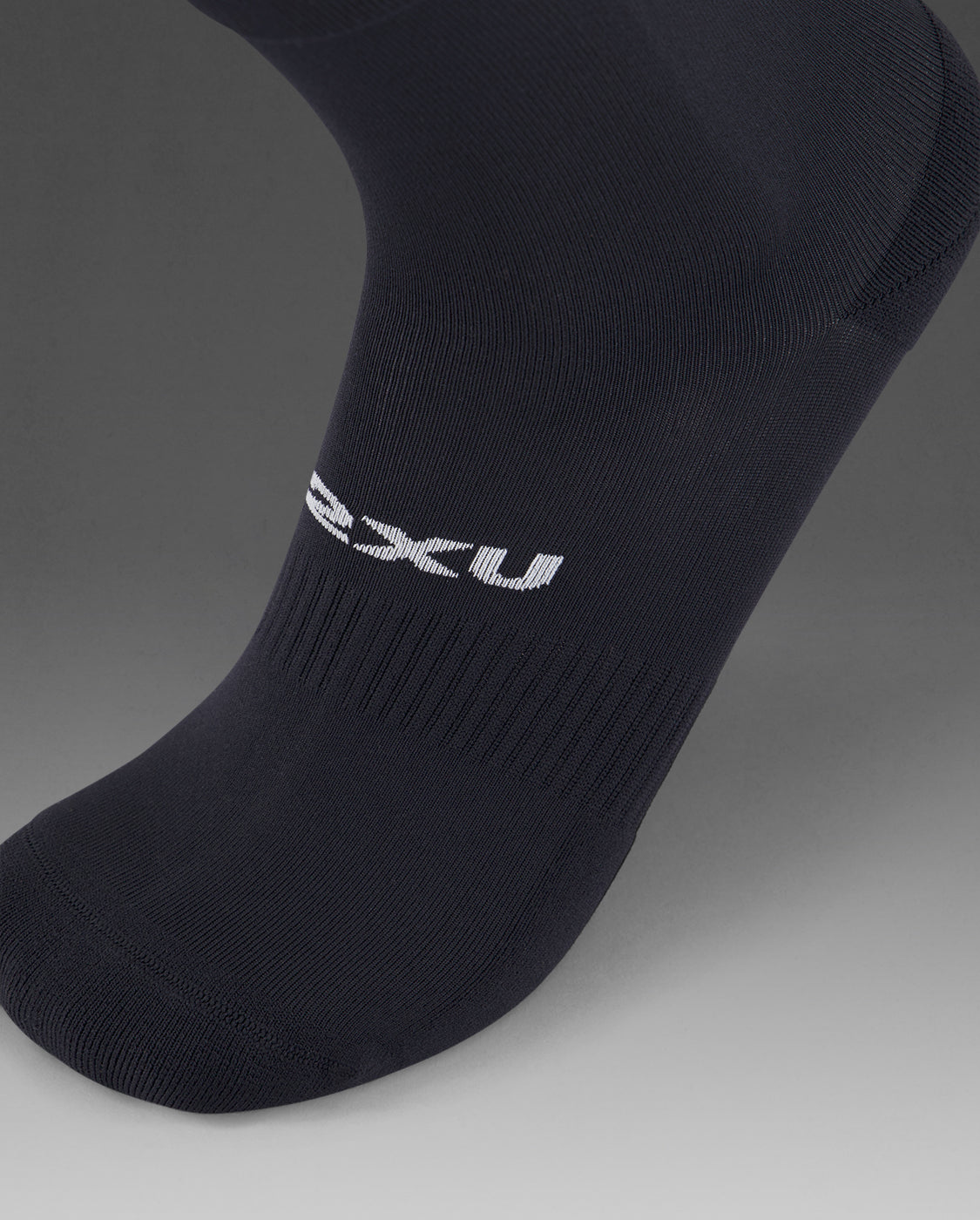 2xu-crew-socks-3-pack-nero-calze-running-training-uomo image 3