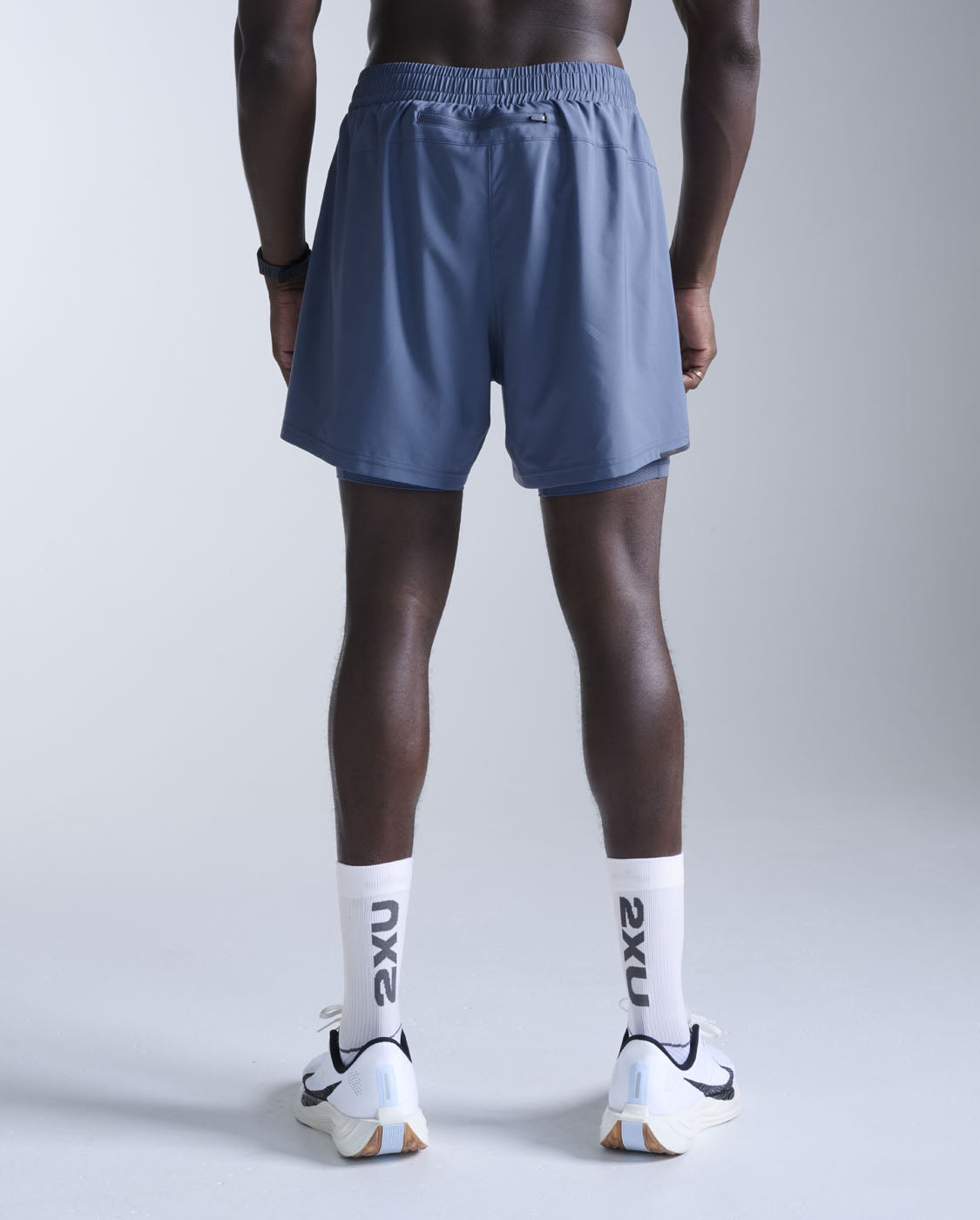 2xu-aero-mesh-2-in-1-5-inch-shorts-pantaloncino-running image 5