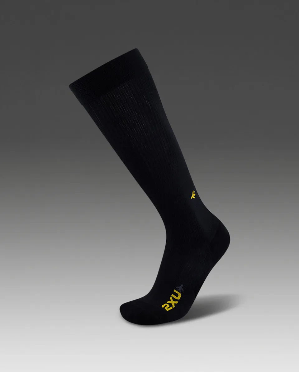 2xu-flight-calze-a-compressione-graduata-da-viaggio image 1