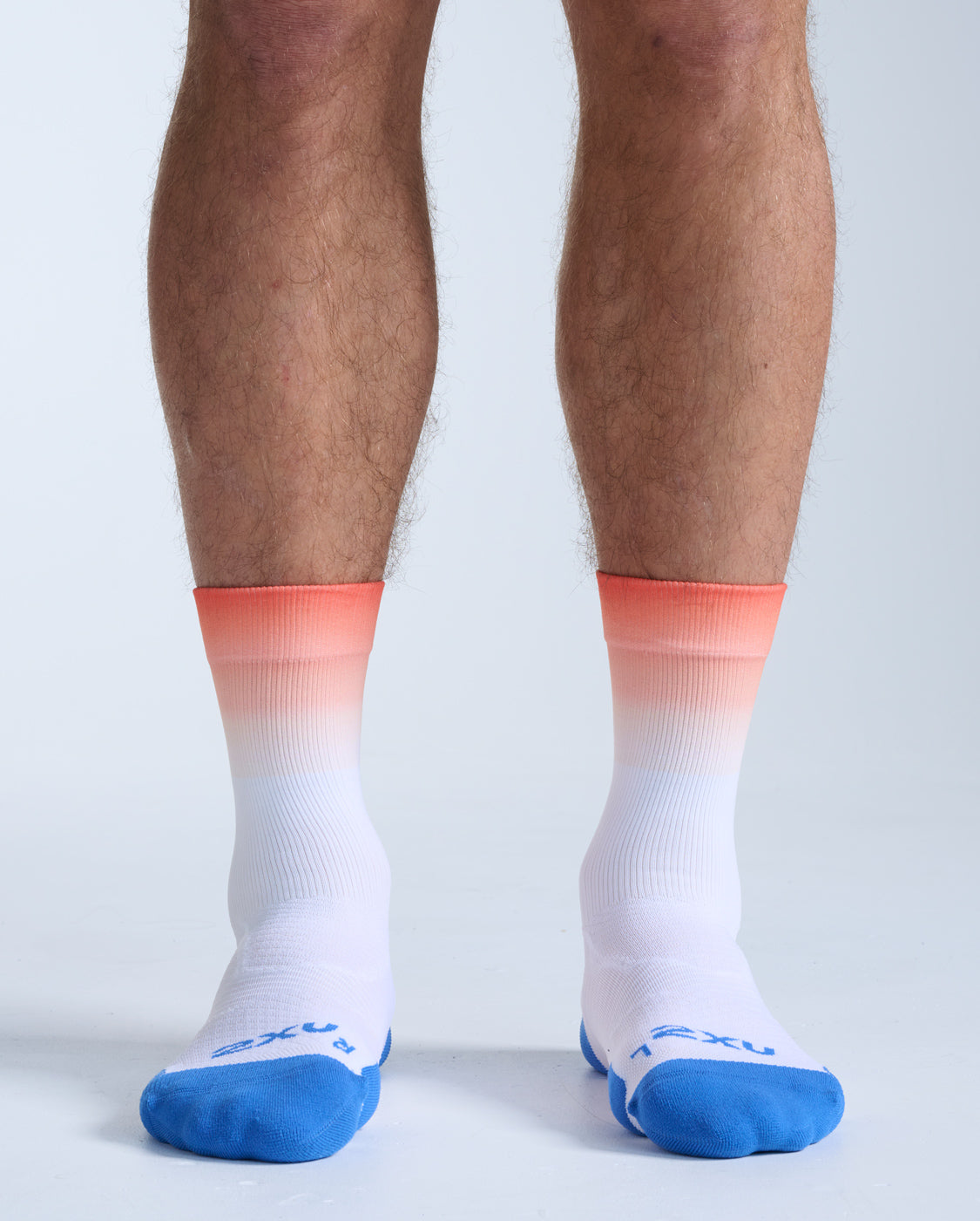 2xu-vectr-light-cushion-crew-socks-calze-running image 1