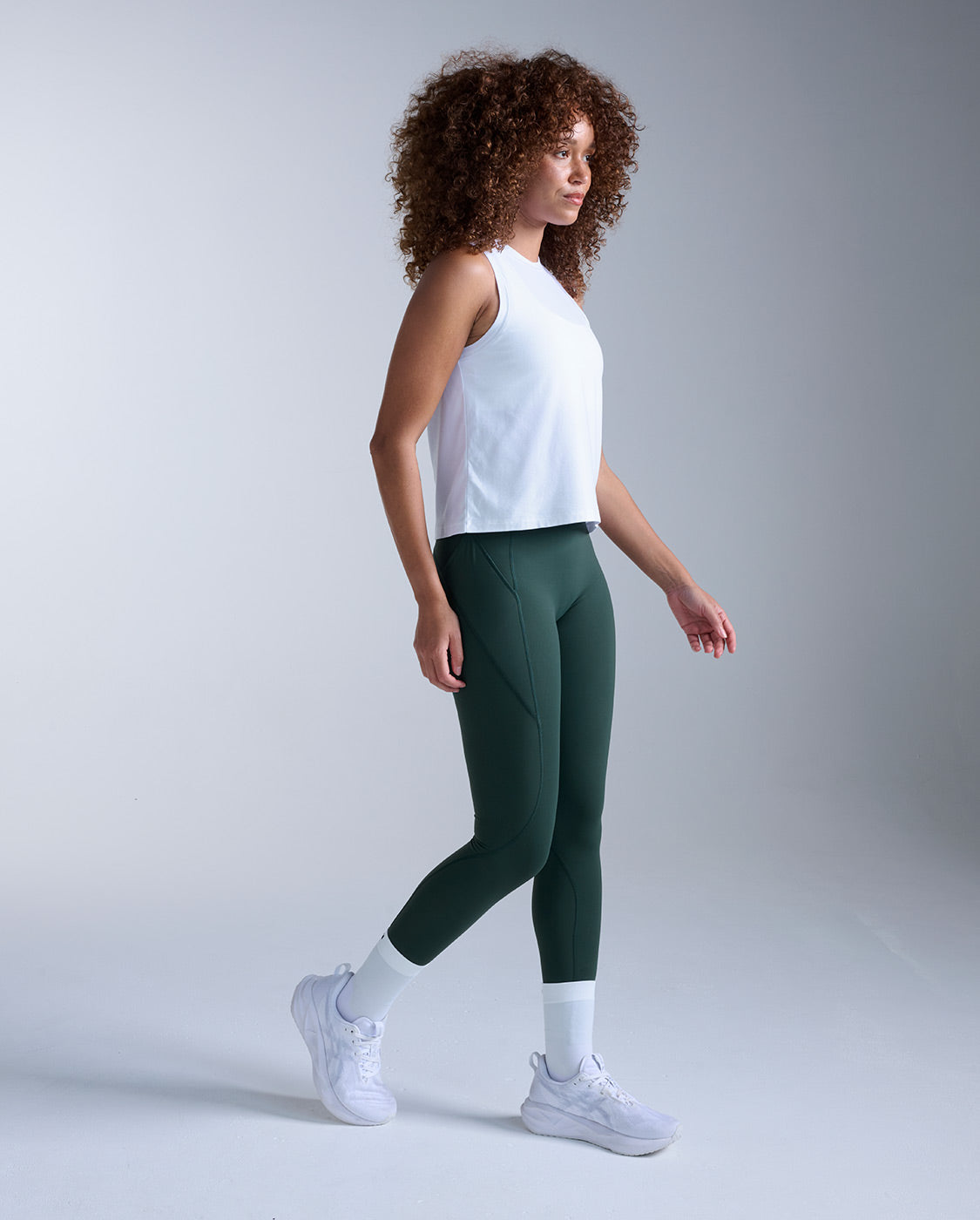 2xu-form-soft-jersey-relaxed-tank-donna-bianco image 7