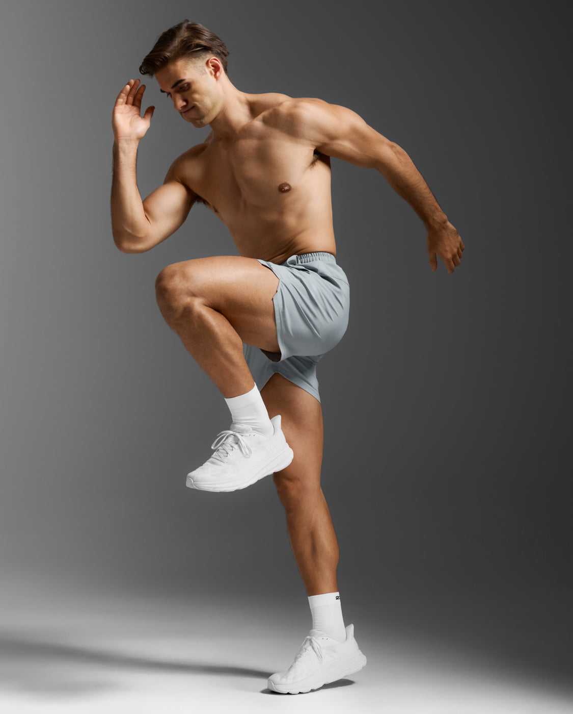 2xu-aero-shorts-5-pollici-senza-slip-interno-grigio-slim image 5