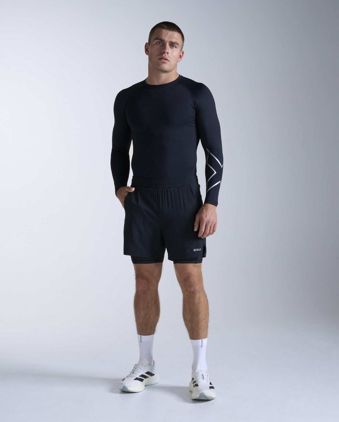 2xu-core-compression-maglia-manica-lunga-nera-2 image 6