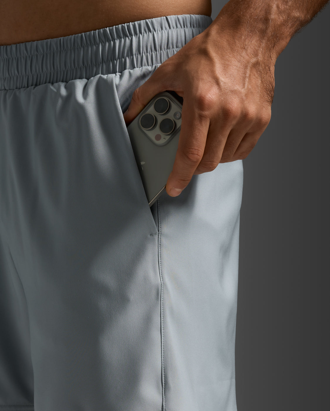 2xu-aero-7-inch-shorts-unlined-uomo-grigio-slim image 8