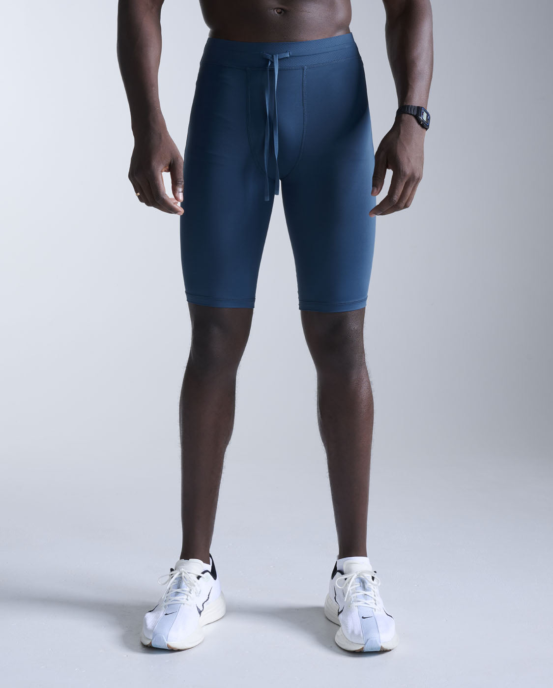 2xu-aero-mesh-compression-shorts-shorts-compressivi-con-tasche image 1