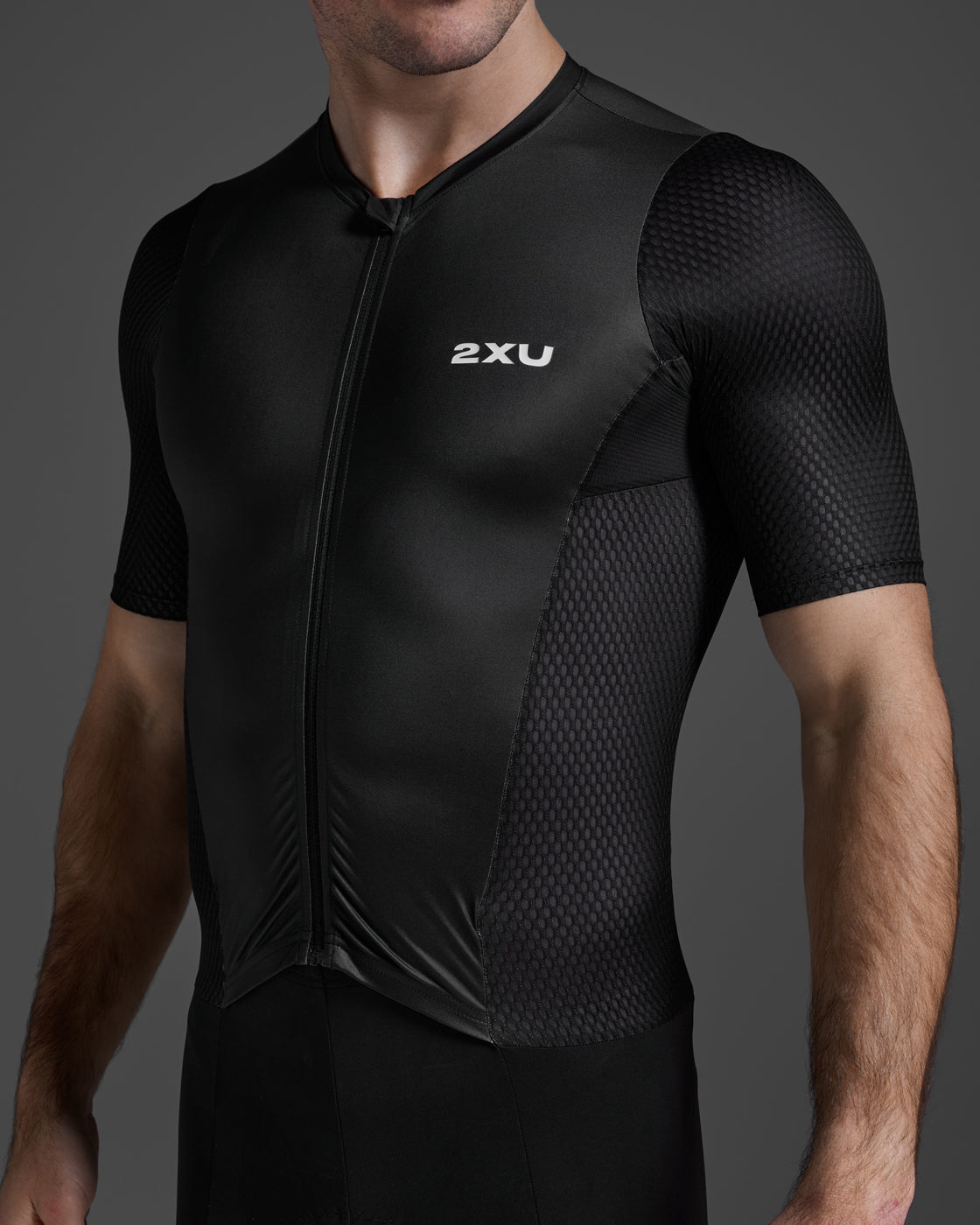2xu-aero-hex-sleeved-trisuit-tuta-triathlon-uomo-donna-nera image 6