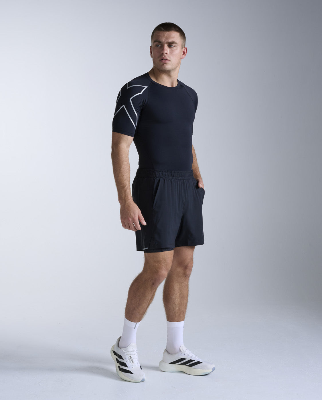 2xu-core-compression-maglia-manica-corta-uomo image 2