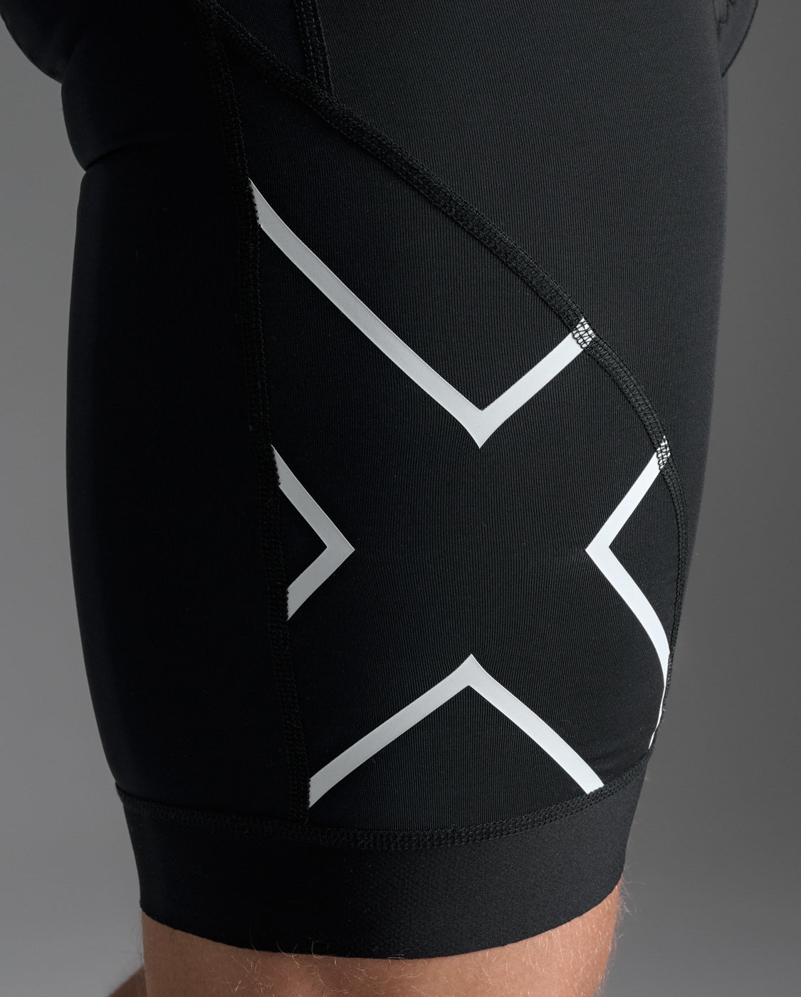 2xu-core-sleeved-trisuit-tuta-triathlon-con-maniche image 8