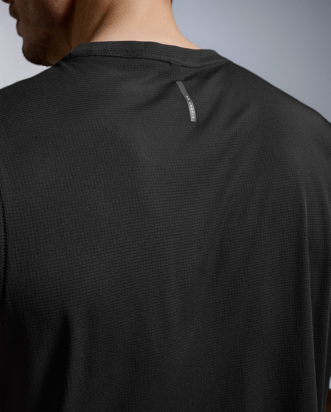 2xu-aero-trail-tank-canotta-trail-uomo image 7