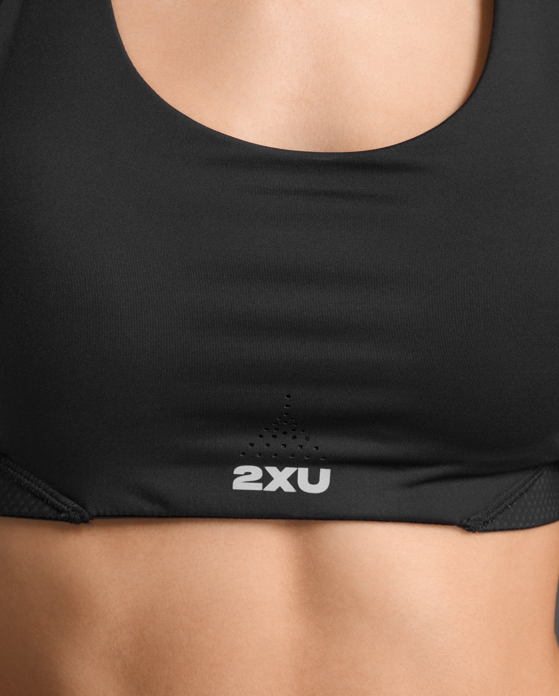 2xu-aero-mesh-medium-impact-bra-nero image 6