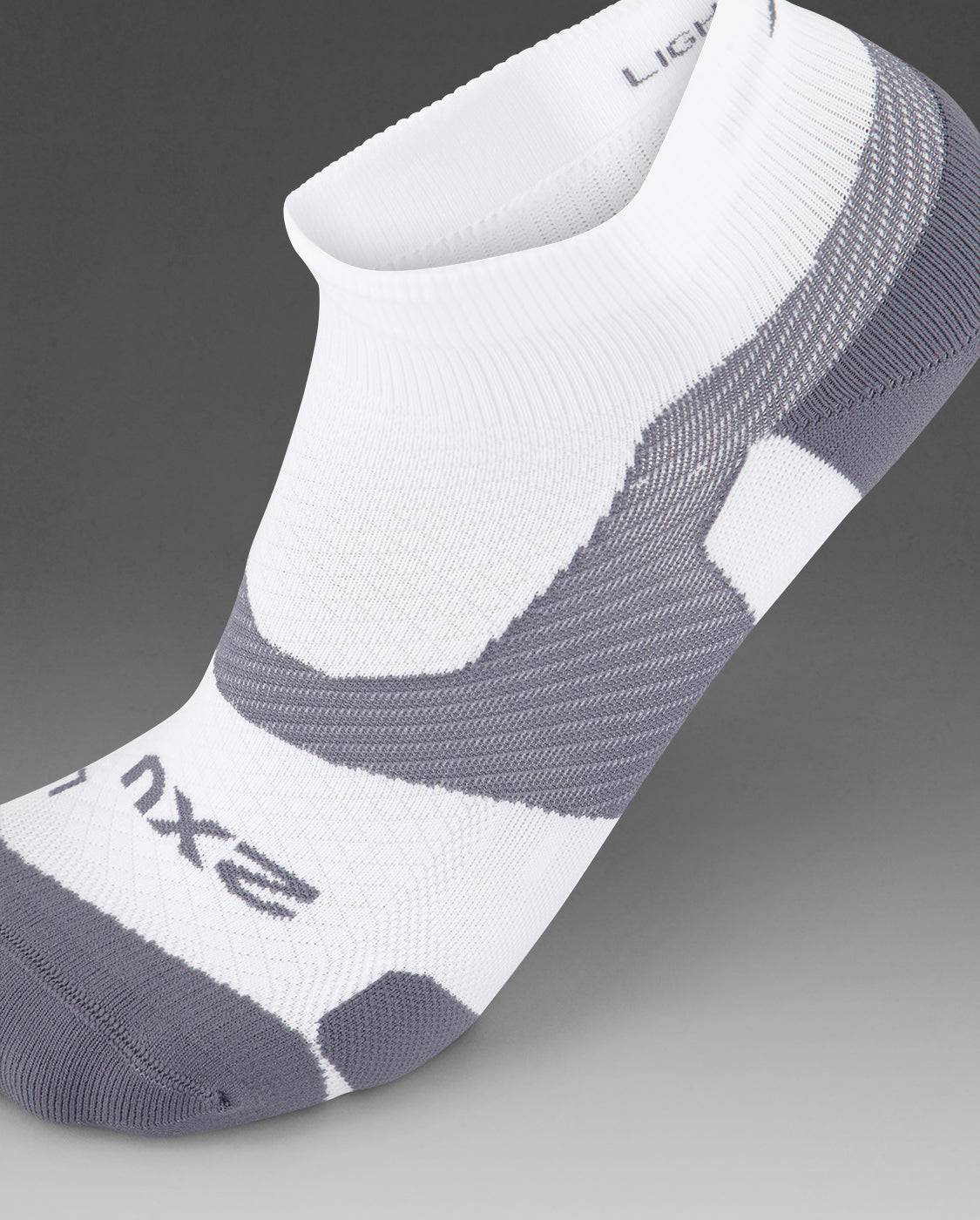 2xu-vectr-light-cushion-1-4-crew-compression-socks-calze-running image 3