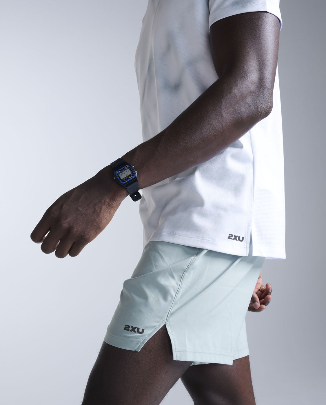 2xu-aero-tee-tecnica-running-blu-chiaro-grigia image 5