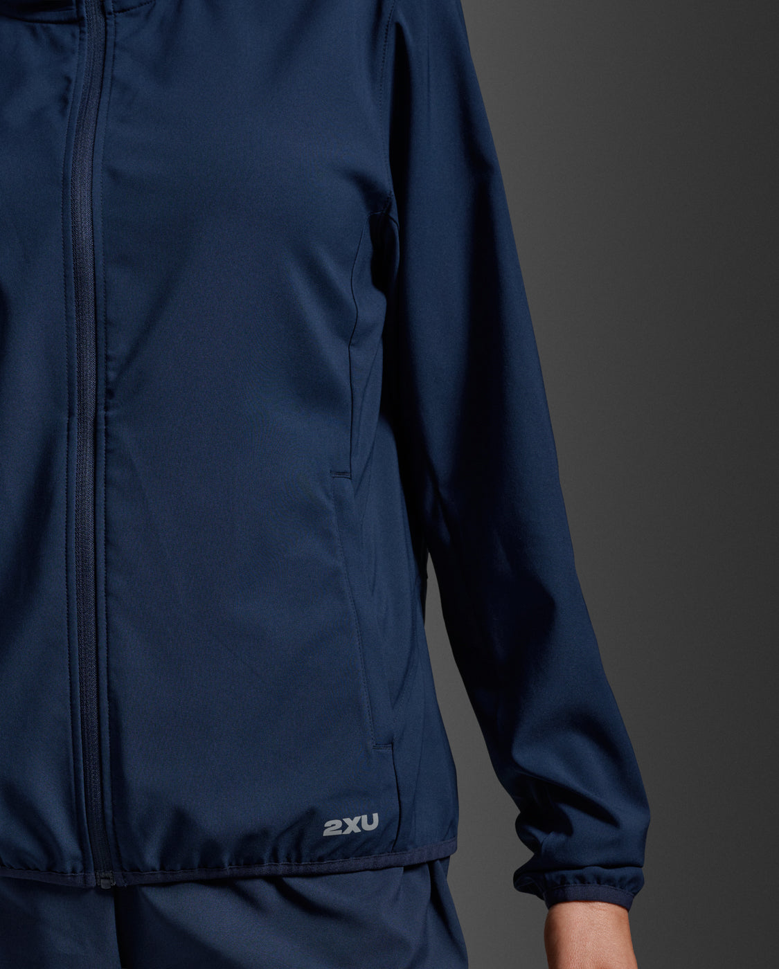 2xu-aero-jacket-donna-antipioggia-slim image 3