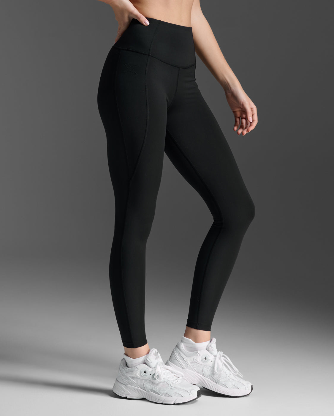 2xu-form-soft-touch-hi-rise-compression-tights-nero image 3
