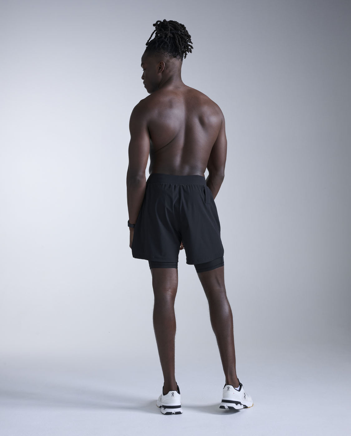 2xu-flex-2-in-1-5-inch-shorts-pantaloncini-training-uomo-nero image 5