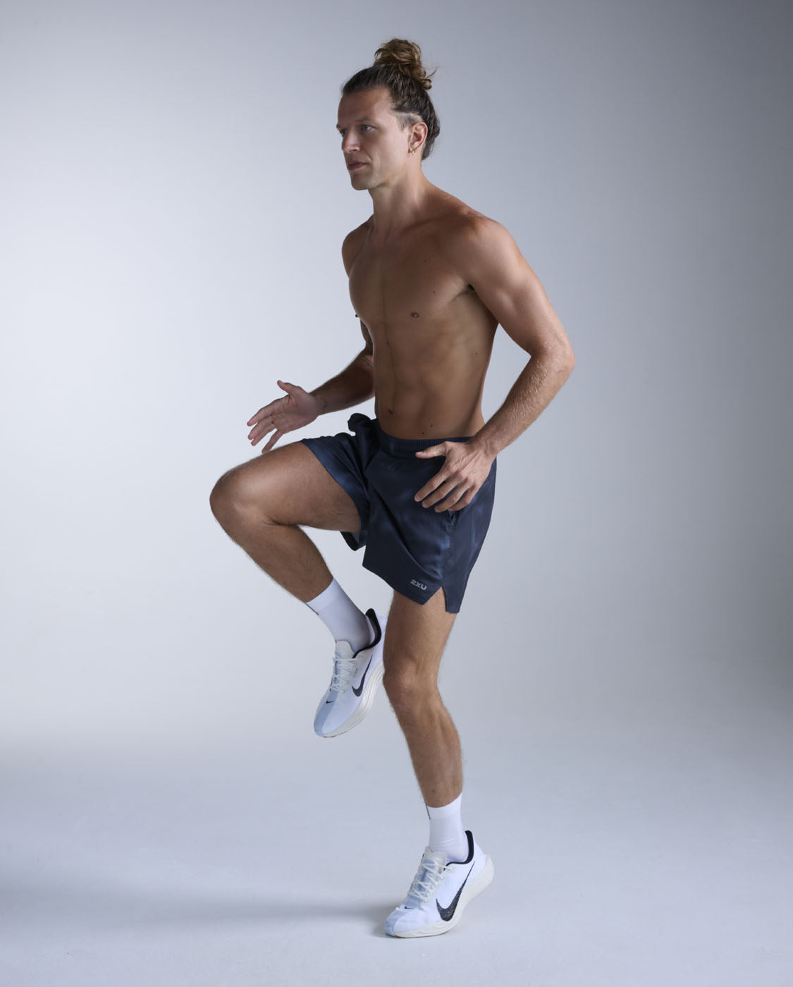 2xu-aero-5-inch-shorts-foderati-da-running-slim-blu-navy image 7