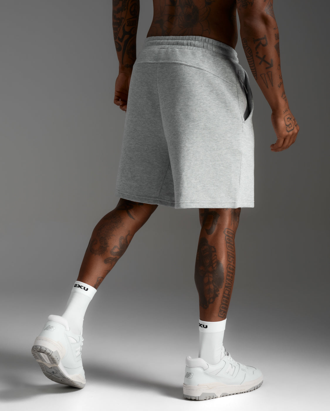 2xu-commute-smooth-spacer-shorts-grigio-regular image 8
