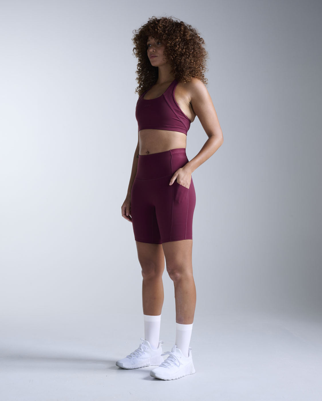 2xu-form-stash-hi-rise-6-compression-short-con-tasche-donna image 7