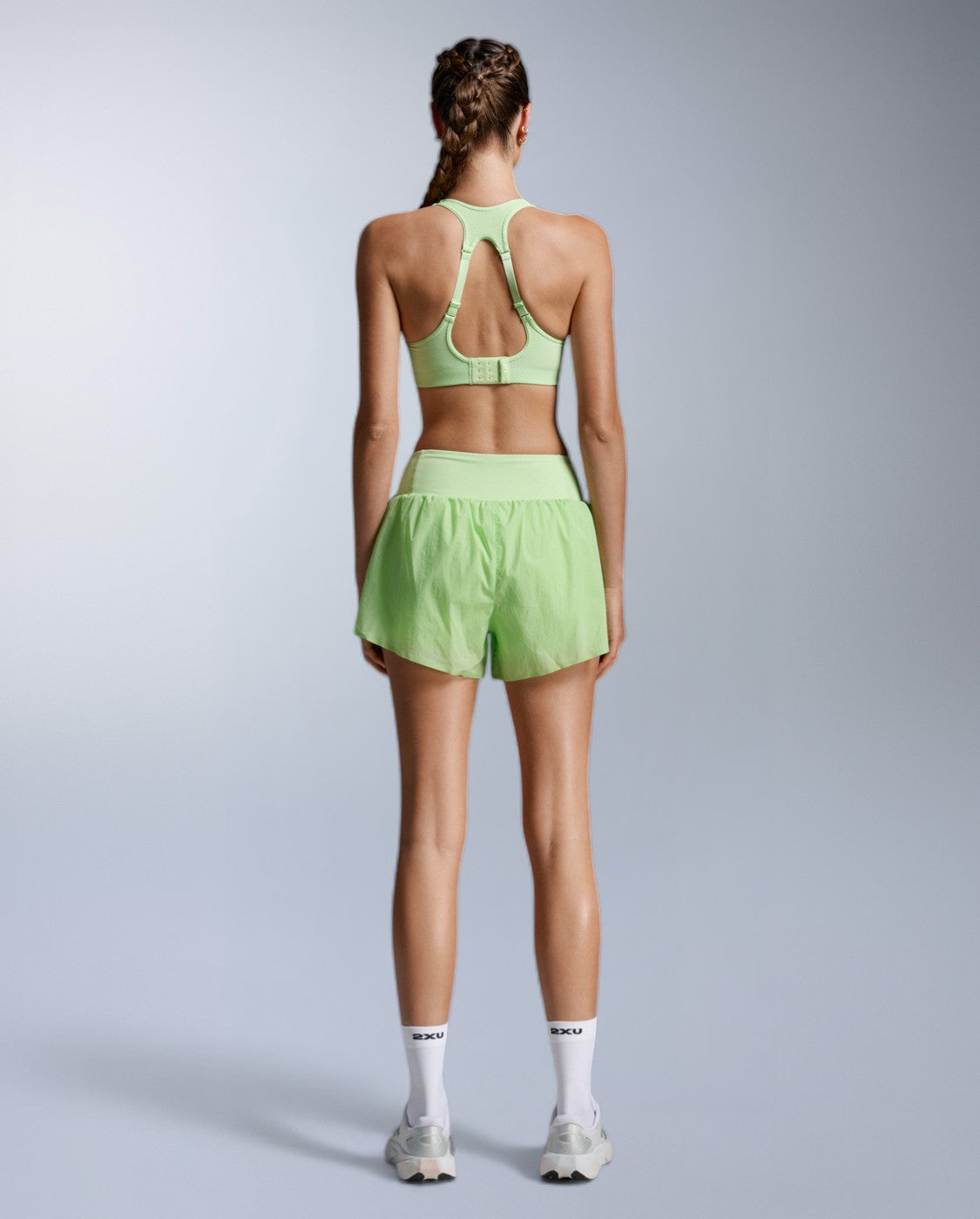 2xu-aero-mesh-medium-impact-bra-donna-verde image 5