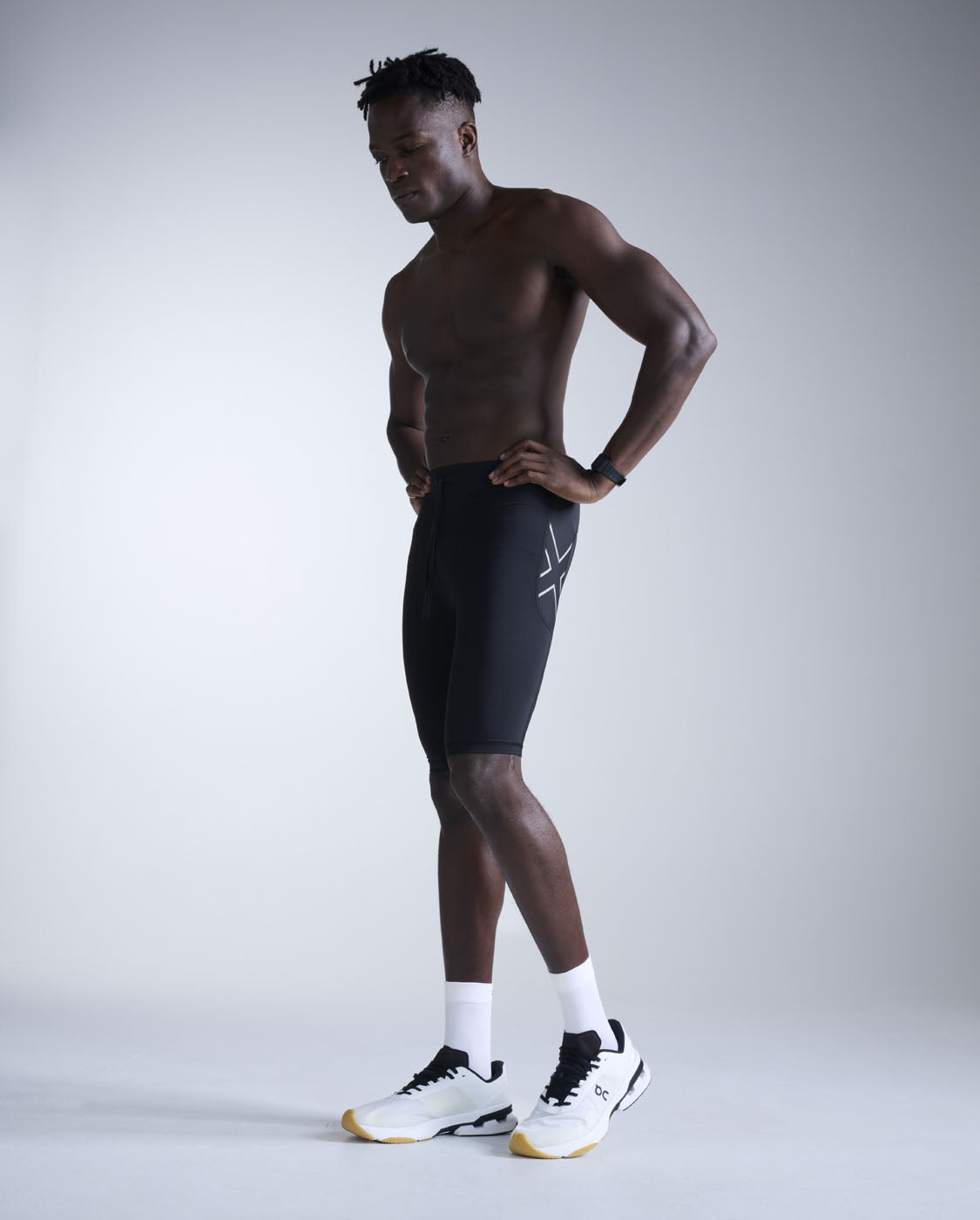 2xu-aero-mesh-compression-shorts-running-nero image 7