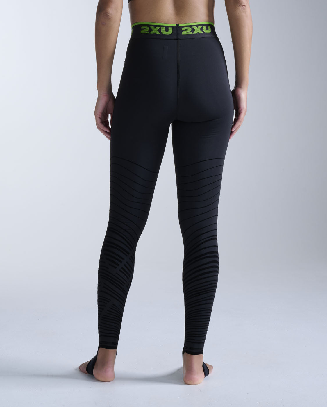 2xu-power-recovery-tights-compressione-con-fir image 2