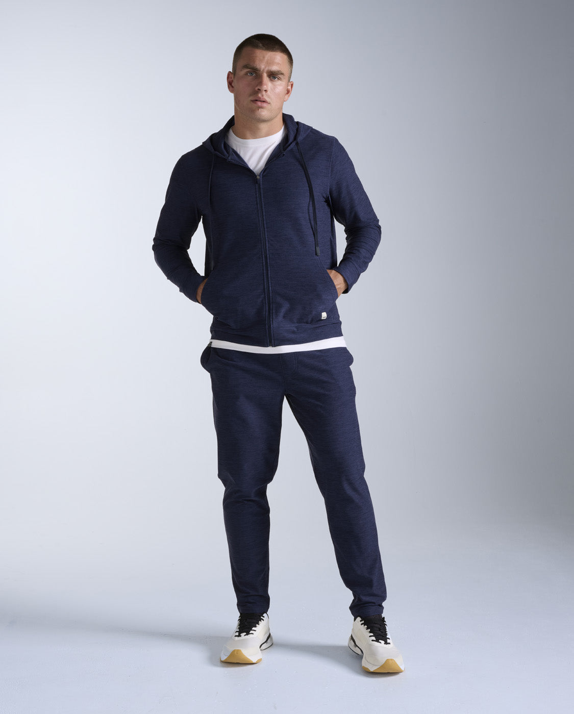2xu-signature-jogger-pantaloni-training-blu image 5