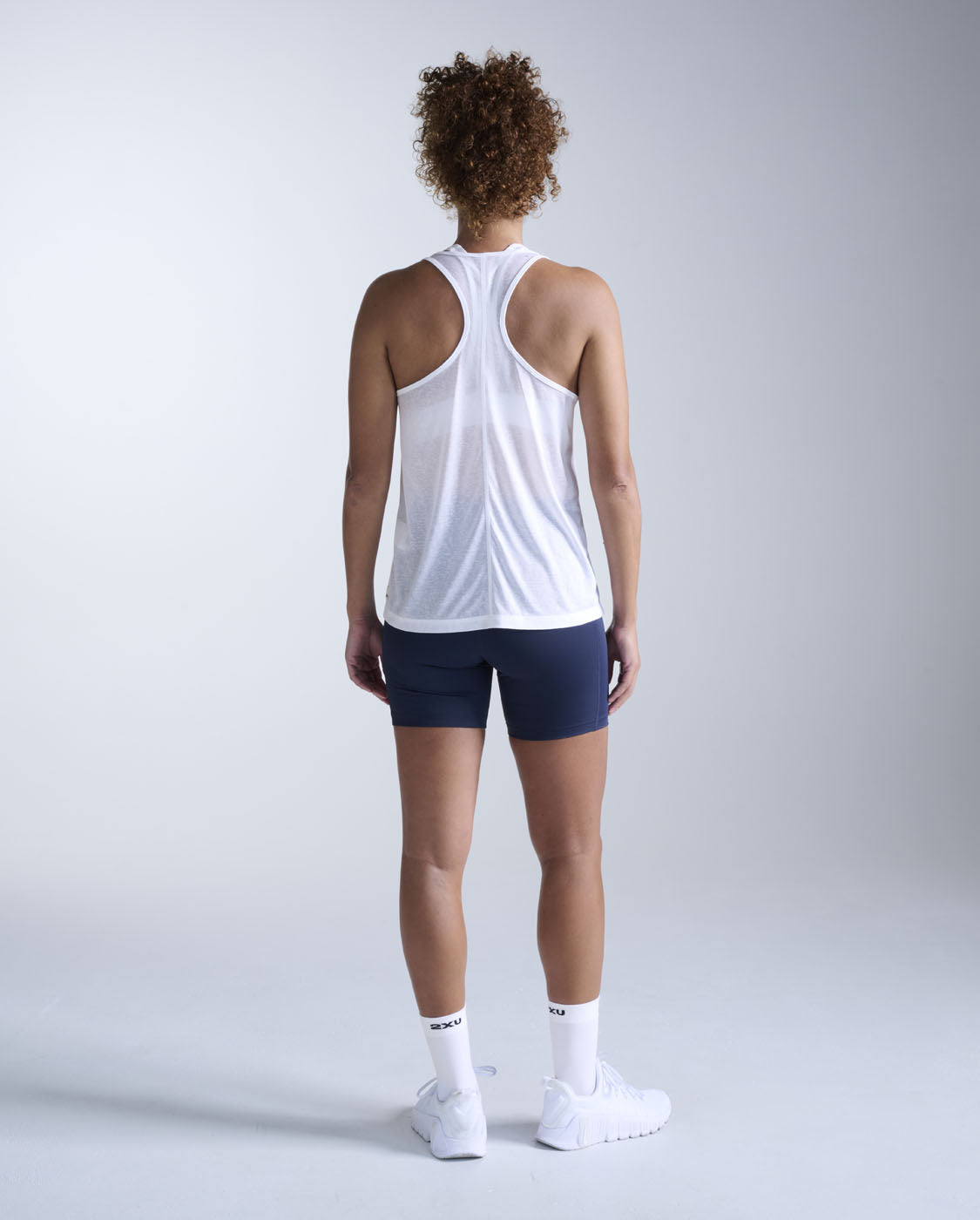 2xu-core-hi-rise-compression-game-day-5-inch-shorts-donna image 6