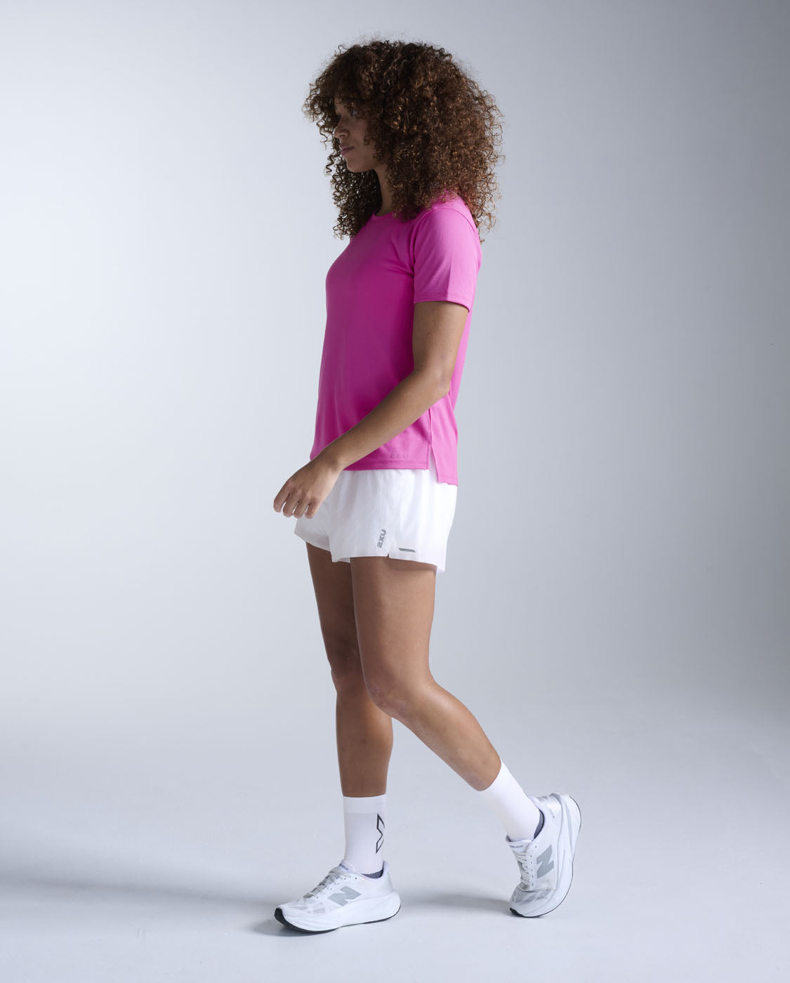 2xu-aero-tee-t-shirt-running-traspirante image 6