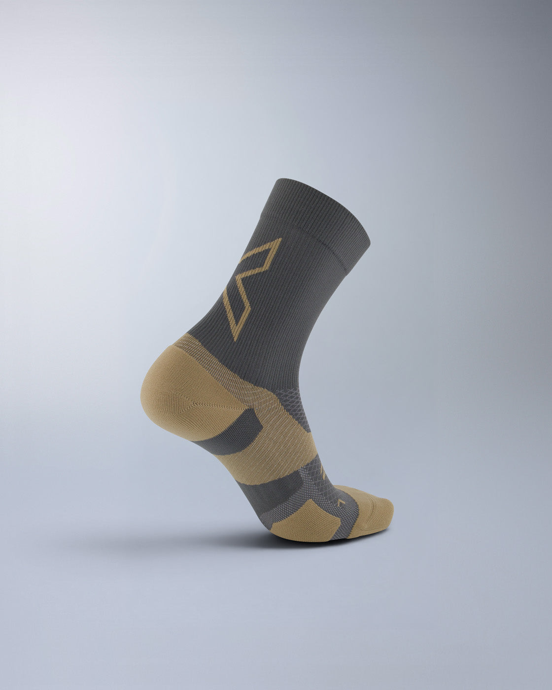 2xu-vectr-light-cushion-crew-socks-calze-crew-ammortizzazione-leggera image 3
