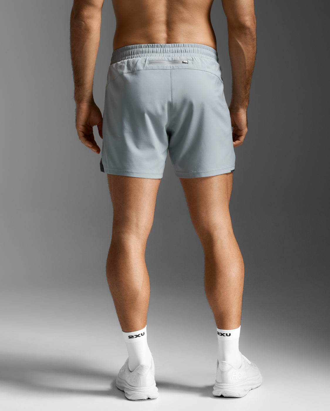 2xu-aero-shorts-5-pollici-senza-slip-interno-grigio-slim image 3