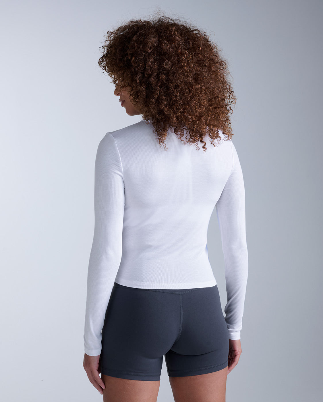 2xu-fluid-modal-ribbed-maglia-manica-lunga-donna-bianco image 3