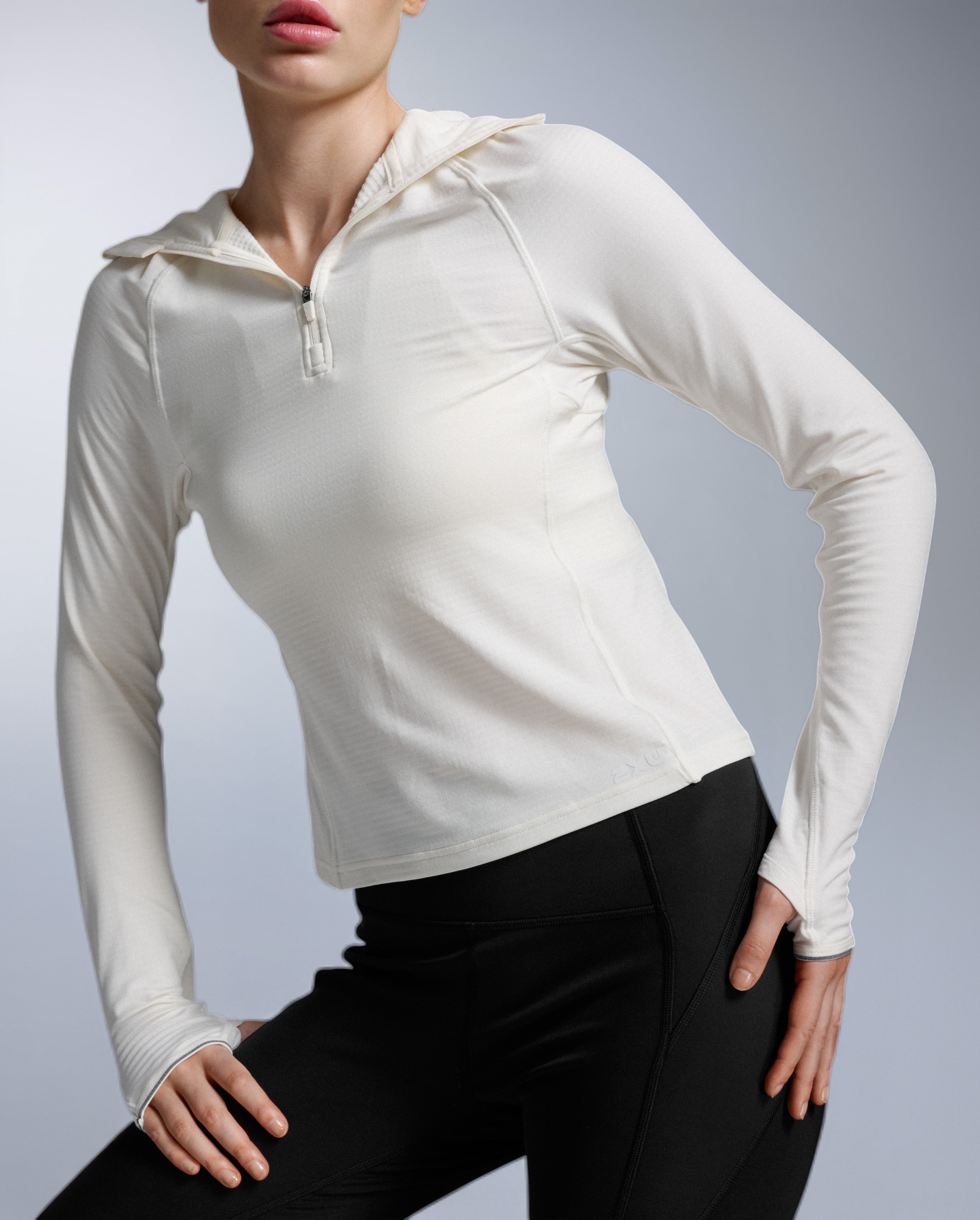2xu-ignition-grid-felpa-hoodie-1-2-zip-donna-bianco image 2