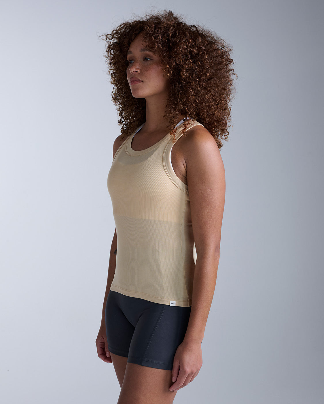 2xu-fluid-modal-ribbed-tank-canotta-training-beige image 2