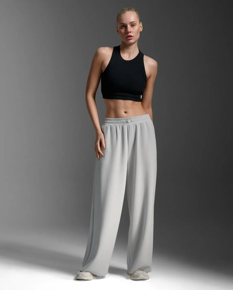 2xu-wonderluxe-sand-washed-wide-leg-pants-grigio-pantaloni-gamba-larga image 1