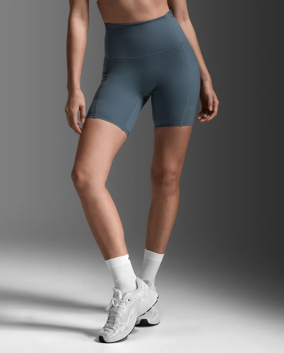 2xu-form-stash-hi-rise-6-compression-short-con-tasche-verde image 1