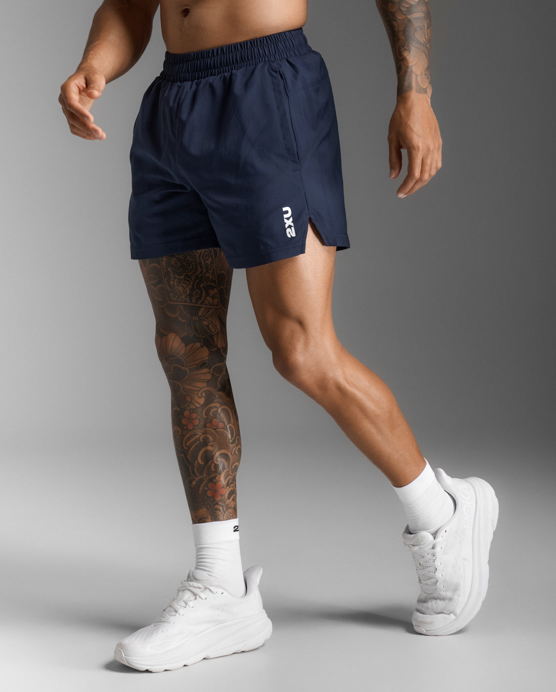 2xu-aspire-5-inch-shorts-uomo-pantaloncini-running-blu-navy image 1