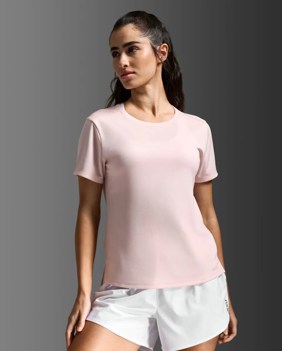 2xu-aero-tee-t-shirt-running-slim-rosa image 1