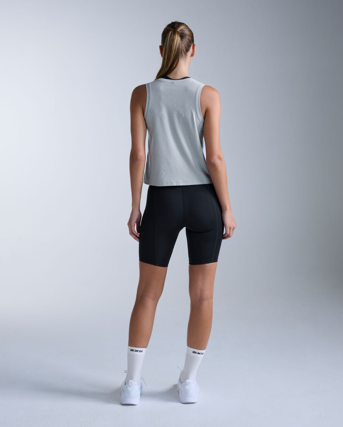 2xu-form-soft-jersey-canotta-relaxed-donna-grigia image 7